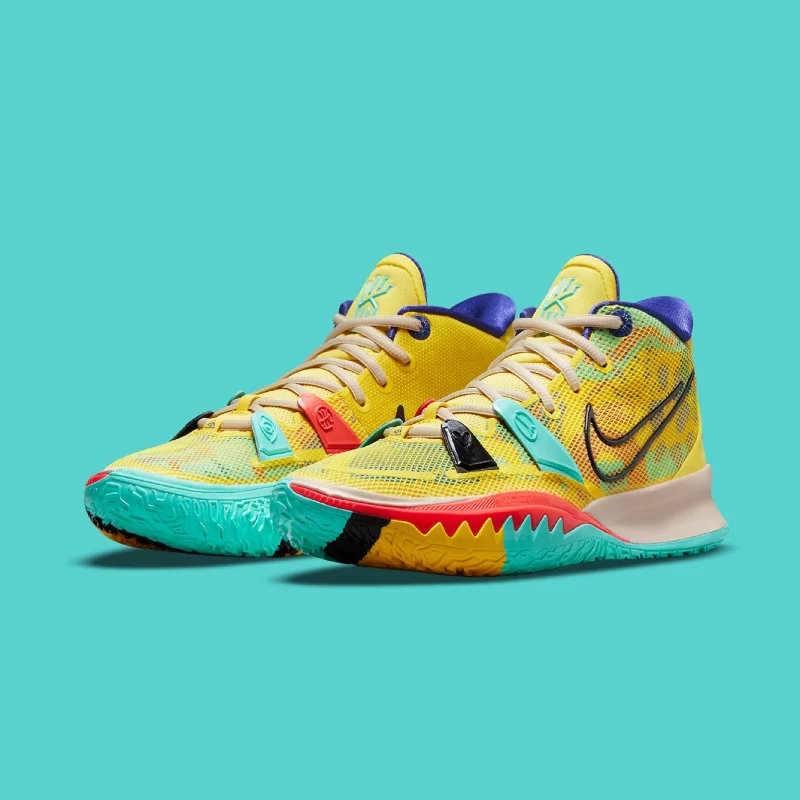 Basketball Shoes With Professional Design-Nike Kyrie 7 yellow