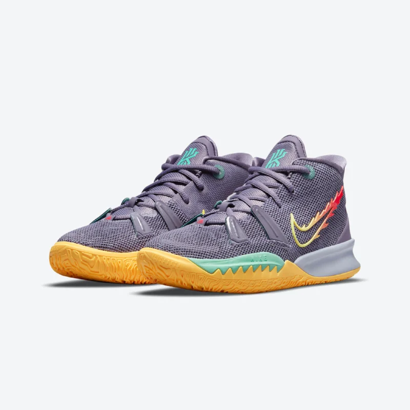 Basketball Shoes With Specialized Sole Technology-Nike Kyrie 7 purple/yellow