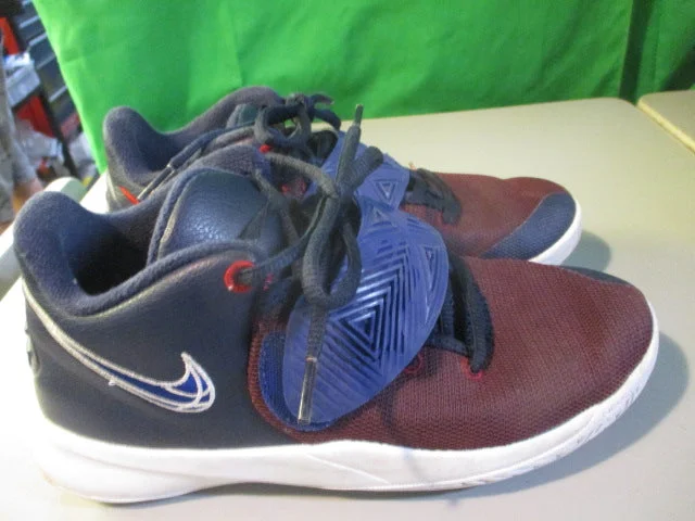 Basketball Shoes For Streetwear-Used Nike Kyrie Irving Basketball Shoes Size 5