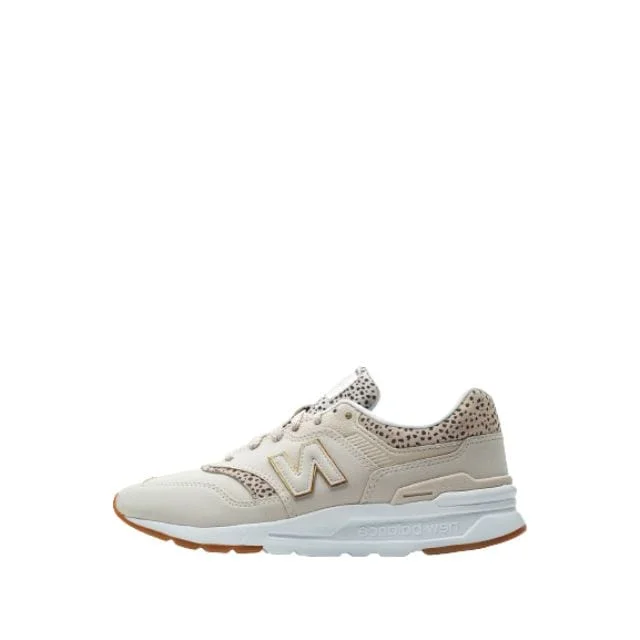 Basketball Shoes For Jumping-New Balance Classic Women Lifestyle Shoes Beige